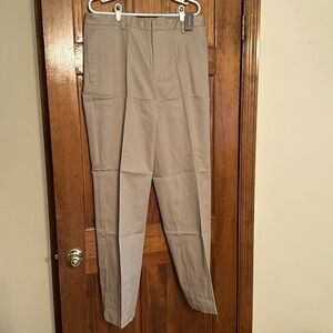 Van Heusen Men’s Khaki Pants